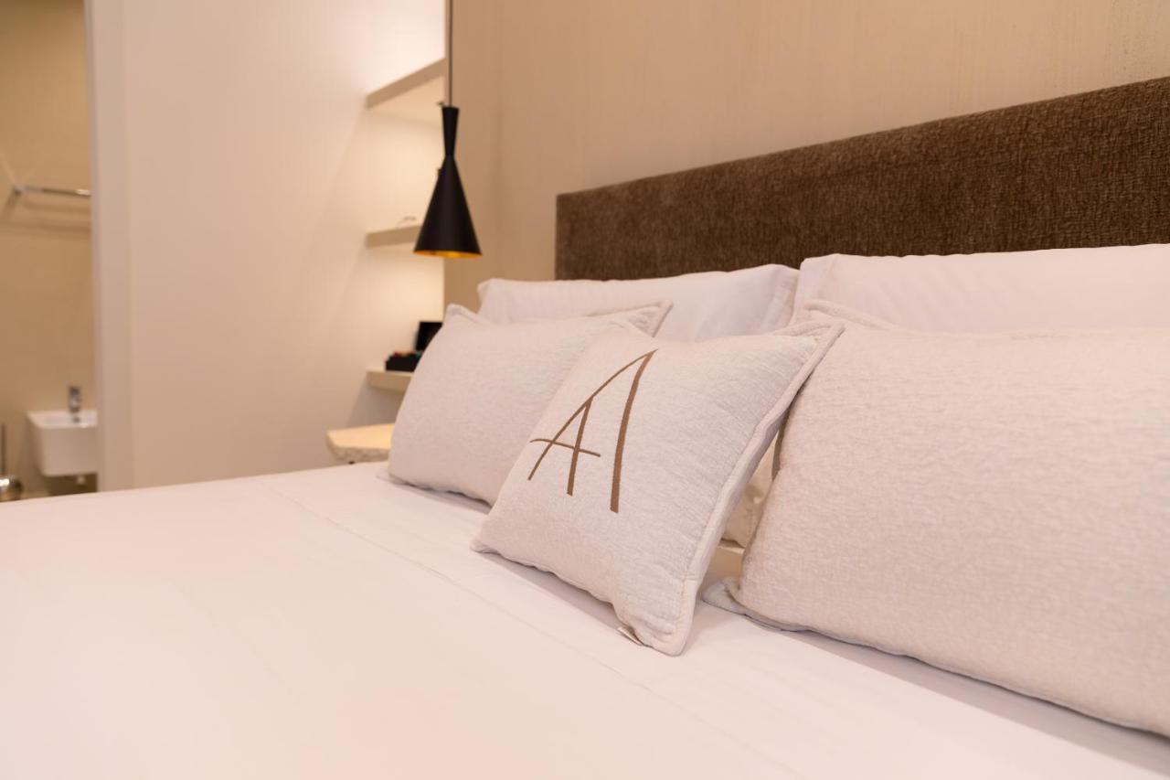 Double A Luxury Room Olbia Kültér fotó